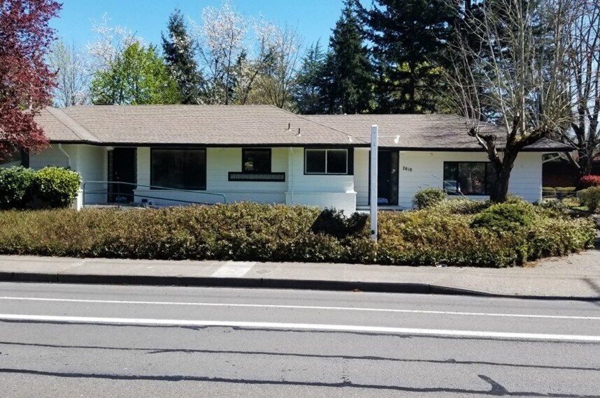 2010 SE 182nd Ave, Portland, OR à vendre - Photo principale - Image 1 de 9