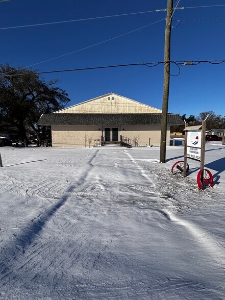 21118 Highway 1, Golden Meadow, LA à vendre - Photo principale - Image 1 de 1