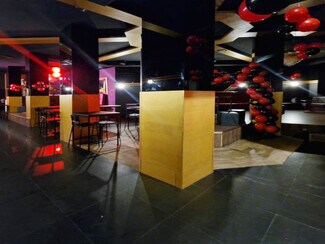 Plus de détails pour Commerce de détail à louer