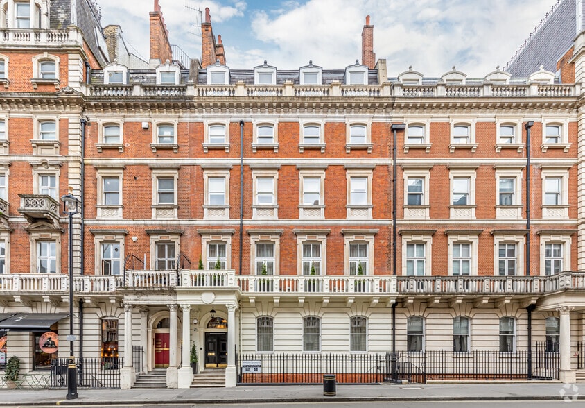 3 Mandeville Pl, Londres à louer - Photo du bâtiment - Image 2 de 10