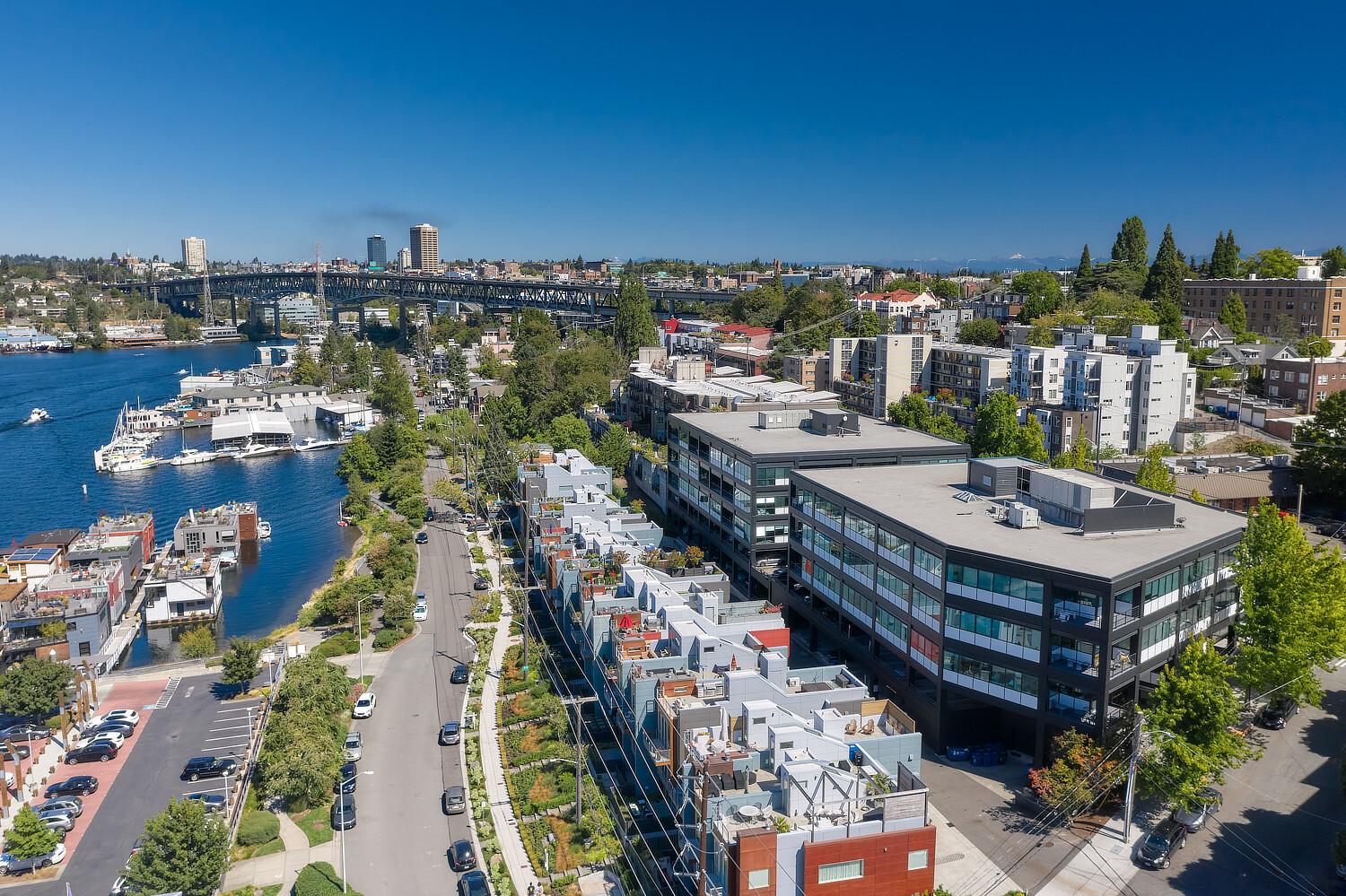 2815 Eastlake Ave E, Seattle, WA for lease Building Photo- Image 1 of 10