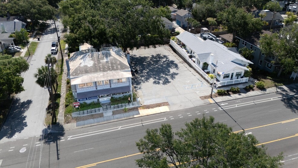 Renovated Commercial Assemblage on MLK N portfolio of 2 properties for sale on LoopNet.ca - Building Photo - Image 3 of 24