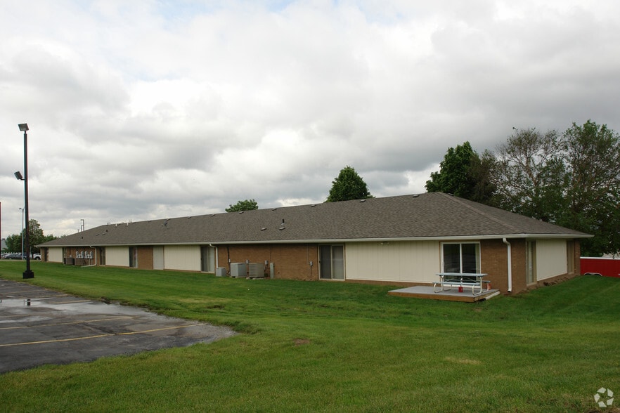10842-10854 John Galt Blvd, Omaha, NE à vendre - Photo du bâtiment - Image 2 de 12