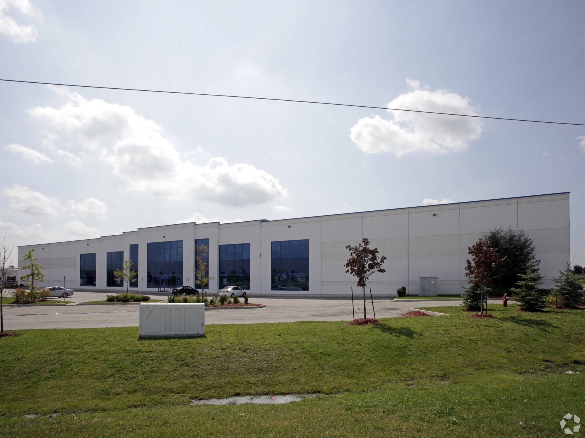 30 Holland Dr, Caledon, ON à vendre Photo principale- Image 1 de 1