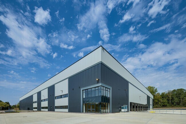 Plus de détails pour 80 Saxon Way E, Corby - Industriel à louer