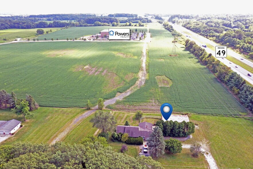232 E 500 N, Valparaiso, IN à vendre - Photo du bâtiment - Image 3 de 4