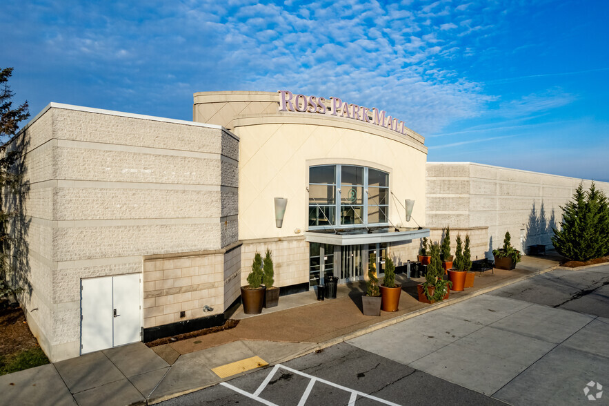 1000 Ross Park Mall Dr, Pittsburgh, PA à vendre - Photo principale - Image 1 de 1