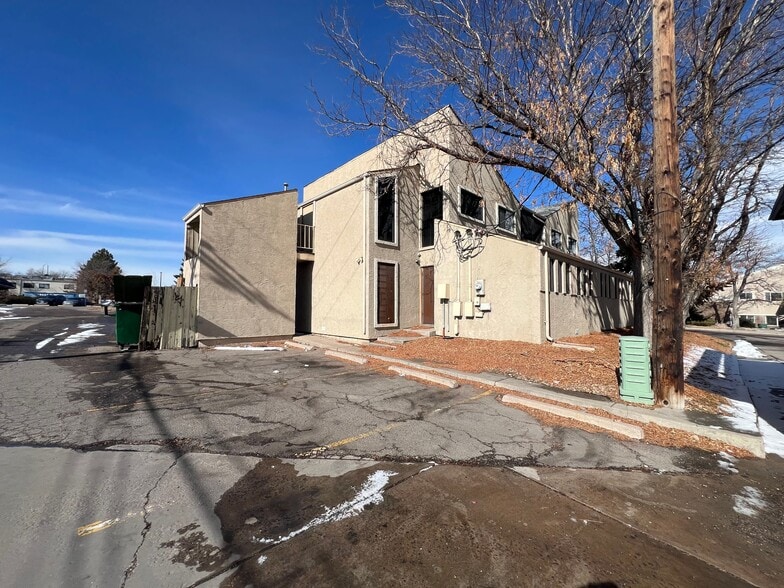 3400 S Oneida Way, Denver, CO for sale - Building Photo - Image 2 of 28