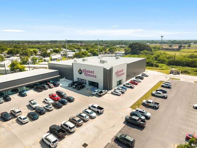 Plus de détails pour 1222 Dixieland Rd, Harlingen, TX - Commerce de détail à louer