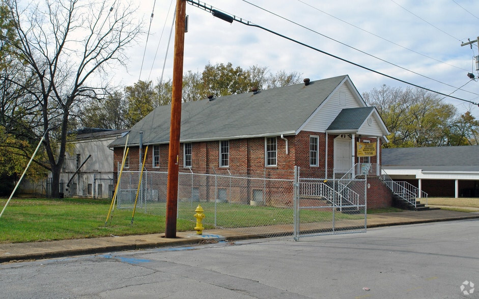 2230 E 18th St, Chattanooga, TN for lease - Building Photo - Image 2 of 2
