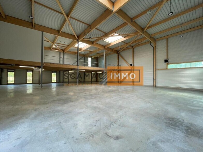 Flex in Chanteloup-en-Brie for sale - Interior Photo - Image 2 of 6