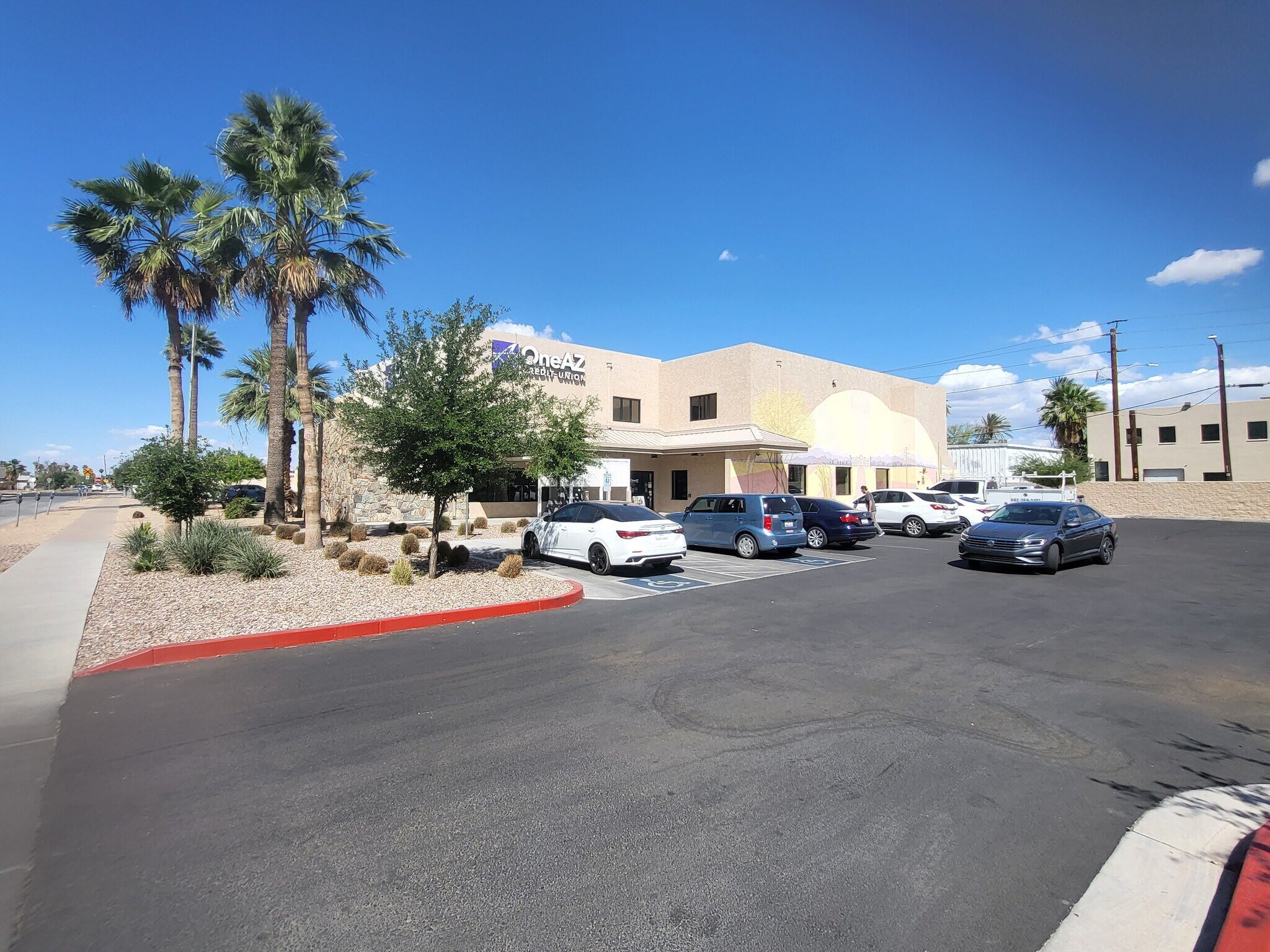 1812 W Monroe St, Phoenix, AZ à vendre Photo du bâtiment- Image 1 de 7