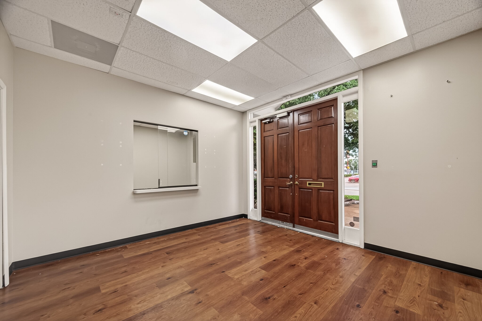 2223 Dorrington St, Houston, TX for lease Building Photo- Image 1 of 46