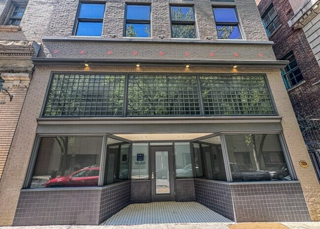 Plus de détails pour 209 1st St SW, Roanoke, VA - Multi-résidentiel à vendre