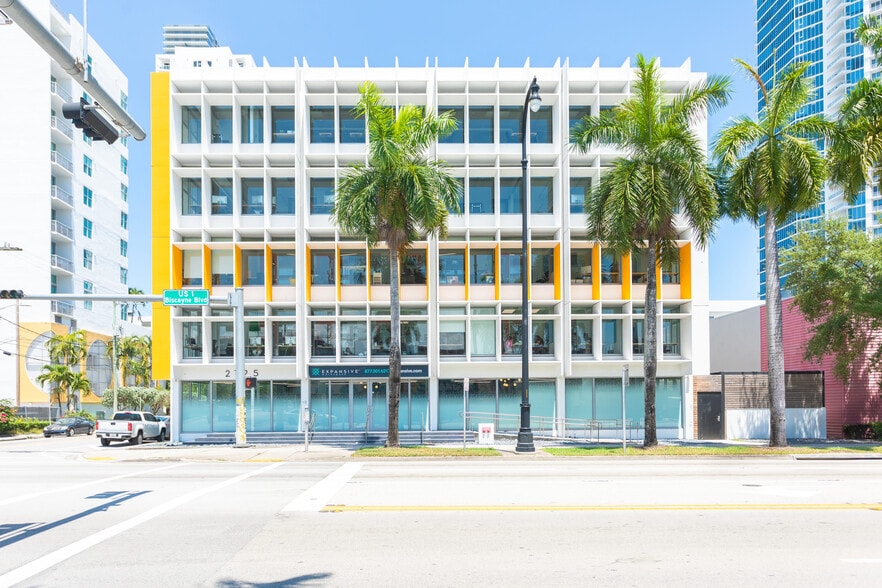 2125 Biscayne Blvd, Miami, FL for lease - Building Photo - Image 2 of 19