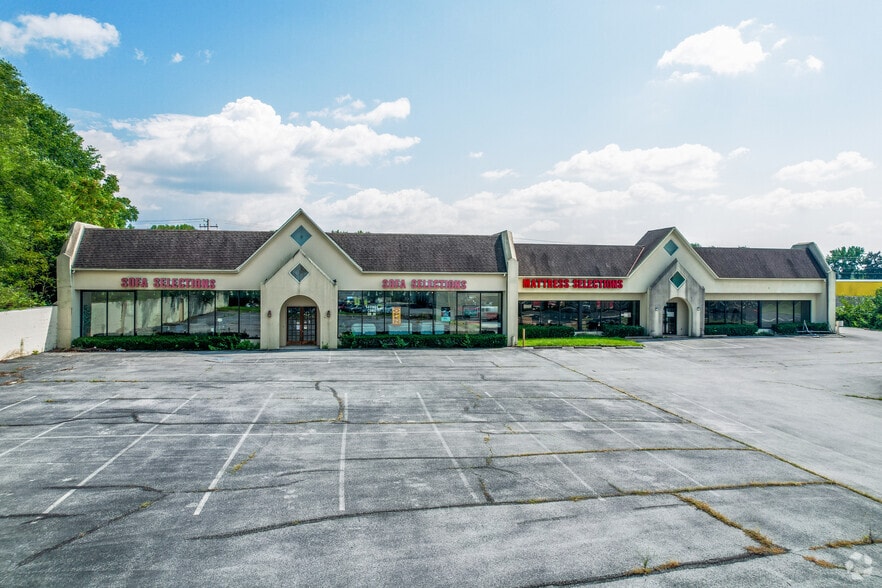 5420-5430 Jonestown Rd, Harrisburg, PA for sale - Building Photo - Image 2 of 5