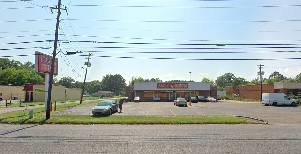 3760 Norman Bridge Rd, Montgomery, AL à louer - Photo du bâtiment - Image 1 de 2