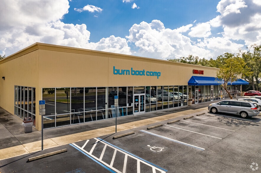 12041-12059 Anderson Rd, Tampa, FL for lease - Primary Photo - Image 1 of 10