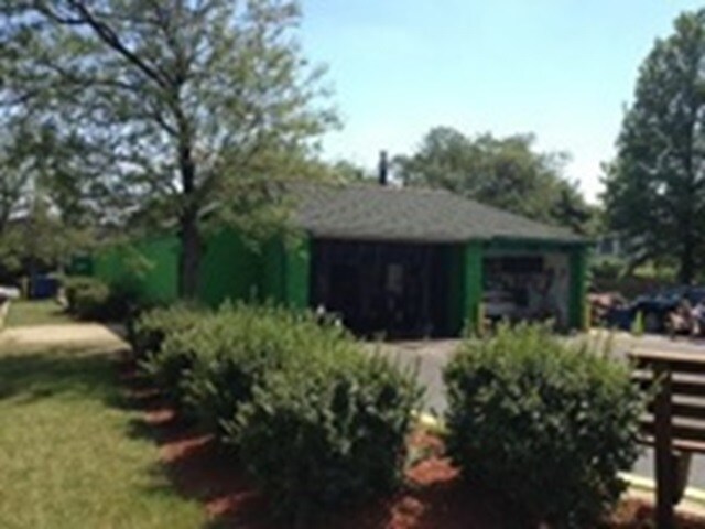 985 W Wise Rd, Schaumburg, IL à vendre - Photo du bâtiment - Image 3 de 3