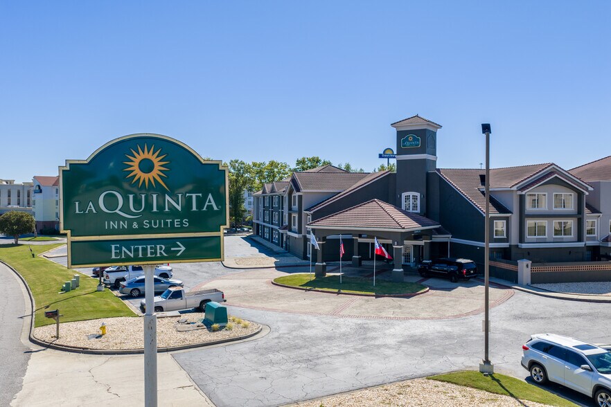 3944 River Place Dr, Macon-Bibb, GA à vendre - Photo du bâtiment - Image 1 de 8
