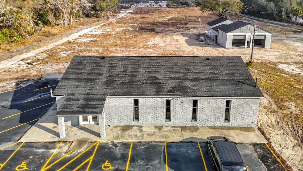 8925 New York Ave, Hudson, FL à louer - Photo du bâtiment - Image 3 de 18