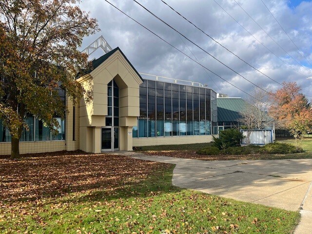 100 Eunice Ave, Parchment, MI à louer Photo du bâtiment- Image 1 de 11