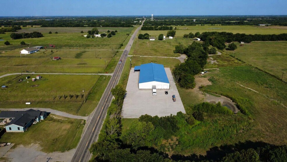 20260 TX-78, Leonard, TX à vendre - Photo du bâtiment - Image 3 de 14