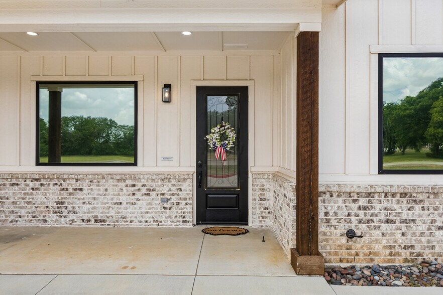 908 Cresthaven Dr, Euless, TX à louer - Photo du bâtiment - Image 3 de 25