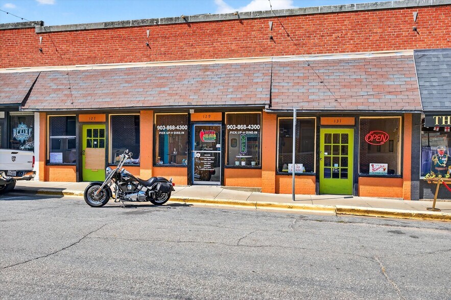 129 E Wall St, Sherman, TX à vendre - Photo du bâtiment - Image 1 de 23