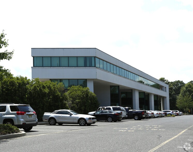 525 Jack Martin Blvd, Brick, NJ for lease - Building Photo - Image 2 of 9