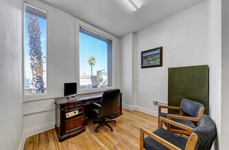 6350-6356 Van Nuys Blvd, Van Nuys, CA à louer Photo intérieure- Image 2 de 6