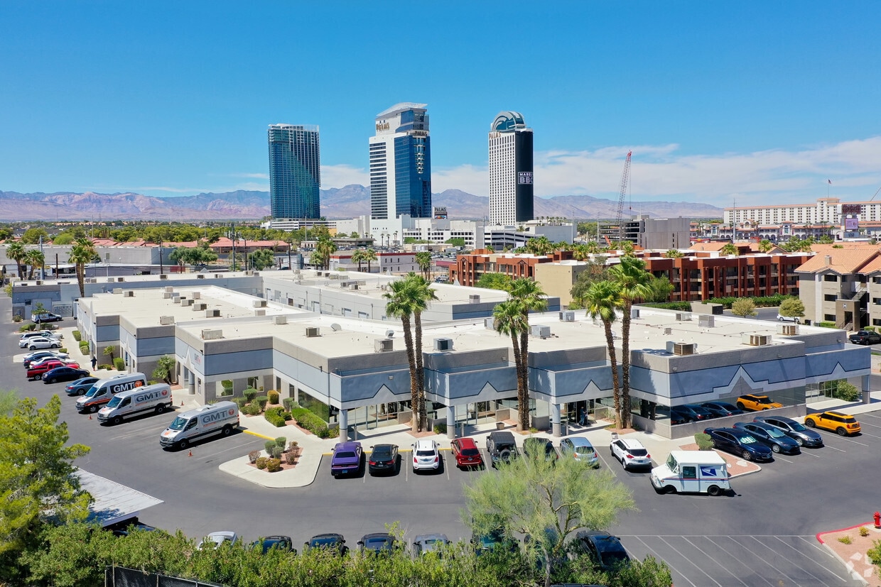 4340 S Valley View Blvd, Las Vegas, NV for lease Building Photo- Image 1 of 7