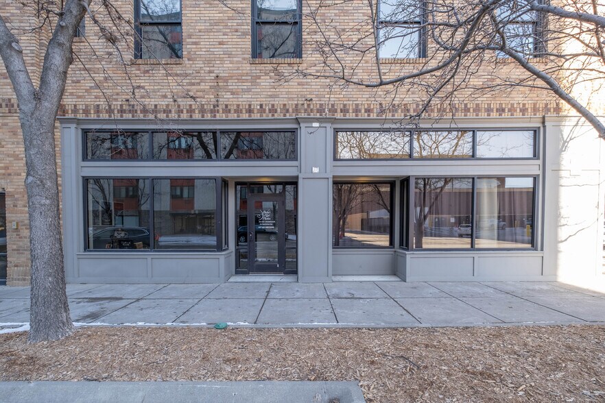 100-114 E Walnut St, Mankato, MN à louer - Photo du bâtiment - Image 2 de 6