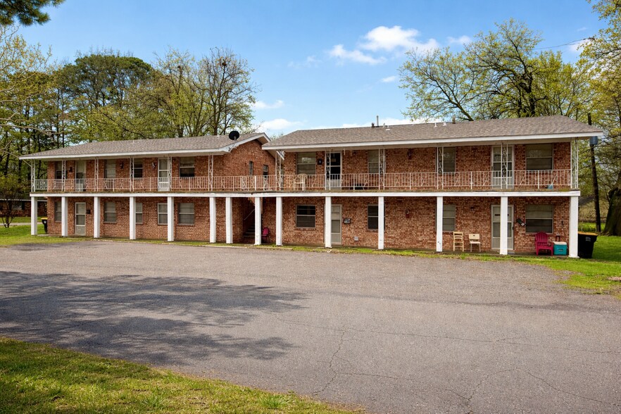 318 E Purdon St, England, AR à vendre - Photo principale - Image 1 de 5