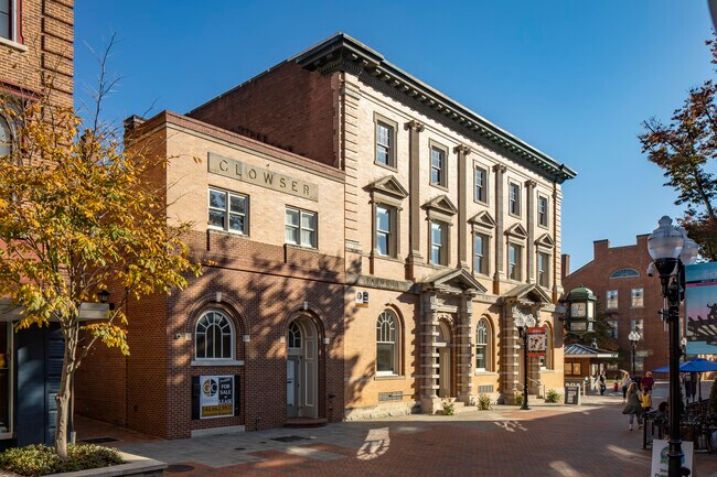 More details for 100 N Loudoun St, Winchester, VA - Retail for Lease
