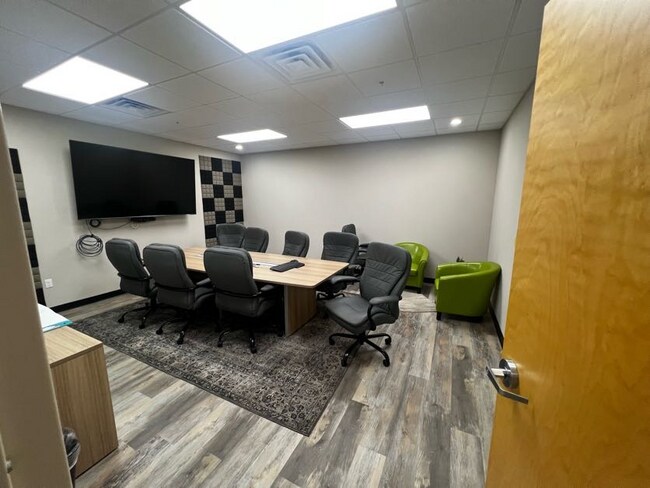 Plus de détails pour 300 NW Phosphate Blvd, Mulberry, FL - Bureau à louer
