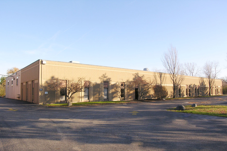 448-452 Park Dr, Troy, MI for lease - Primary Photo - Image 1 of 4