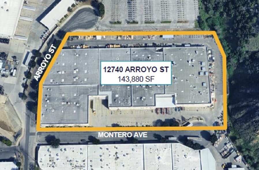 12740 Arroyo St, Sylmar, CA for lease - Building Photo - Image 2 of 2