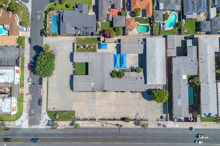 7707 Florence Ave, Downey, CA for sale - Building Photo - Image 2 of 25