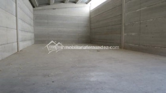 Industrial in Cáceres, Cáceres for sale - Building Photo - Image 2 of 3