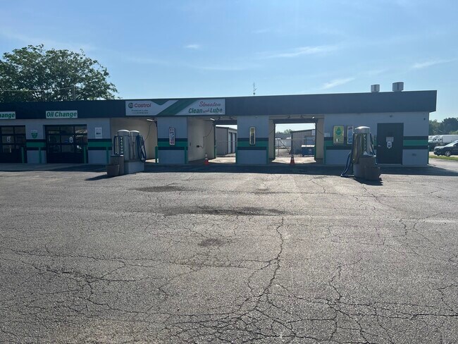 Plus de détails pour 1735 N Bloomington St, Streator, IL - Commerce de détail à louer