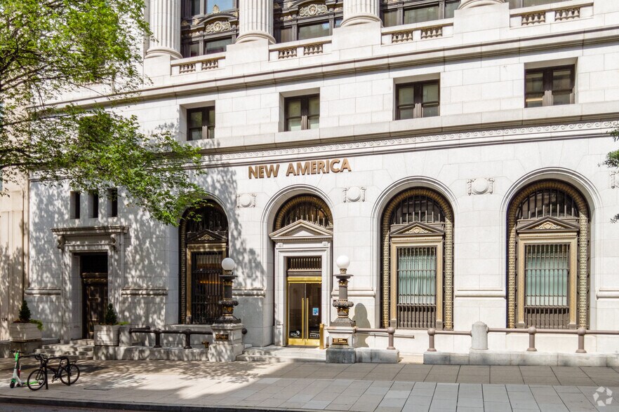 740 15th St NW, Washington, DC à louer - Photo du bâtiment - Image 3 de 4