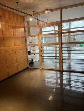 6 Rue Du Docteur Laurent, Paris à vendre - Hall d’entrée - Image 2 de 9