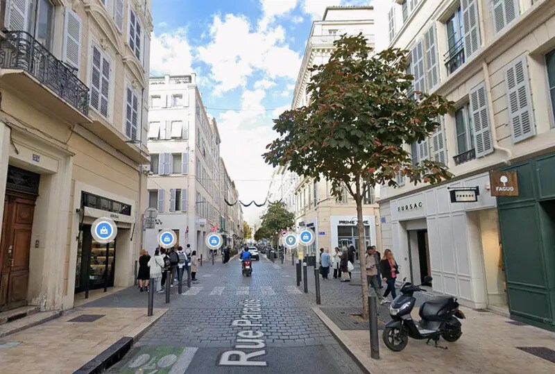 Commerce de détail dans Marseille à louer - Photo du bâtiment - Image 2 de 4