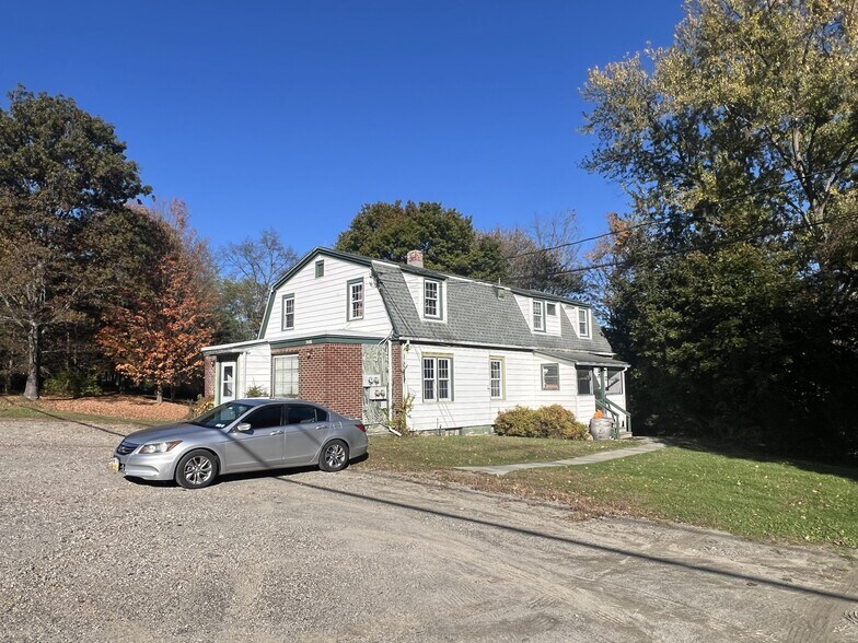 AW Properties for sale in Union Vale portefeuille de 3 propriétés à vendre sur LoopNet.ca - Photo du bâtiment - Image 3 de 3