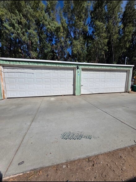 17320 Grand Ave, Lake Elsinore, CA for lease - Building Photo - Image 1 of 6