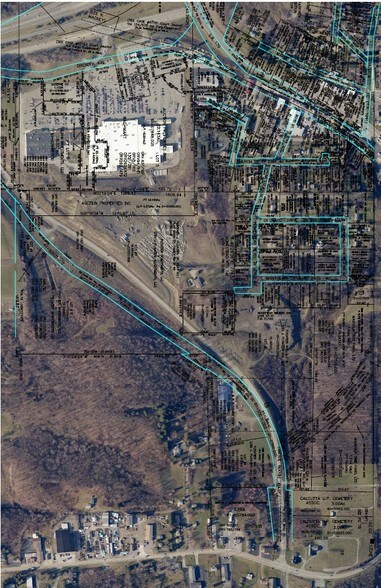 McGuffey Dr, East Liverpool, OH à vendre - Aérien - Image 2 de 6