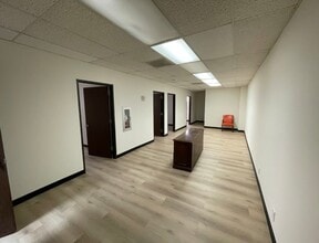 5631 Braxton Dr, Houston, TX à louer Photo intérieure- Image 2 de 6