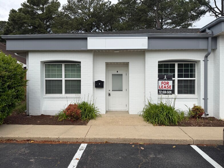 1147 Independence Blvd, Virginia Beach, VA à louer - Photo du bâtiment - Image 2 de 17