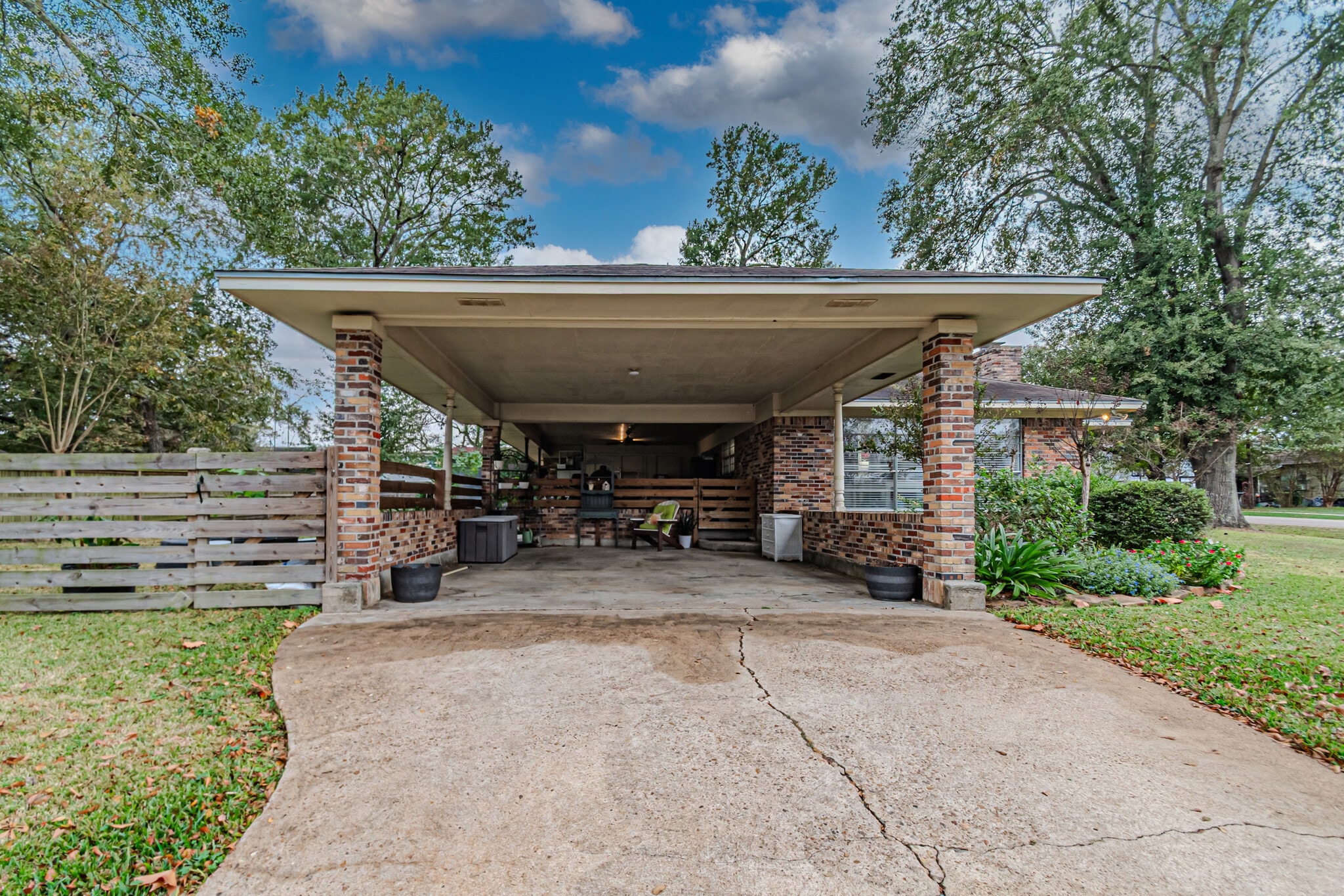 2103 Taylor St, Waller, TX à vendre Photo principale- Image 1 de 10